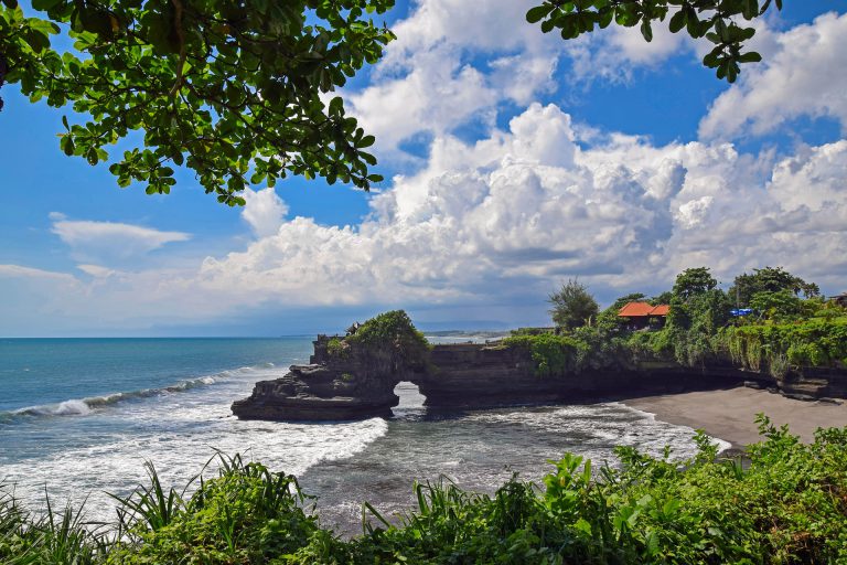 Jawaban dari Bacaan Tanah Airku Tanah yang Beragam - Gurune.net